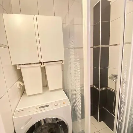 Elias' Family Flat In Plato's Academy Apartment