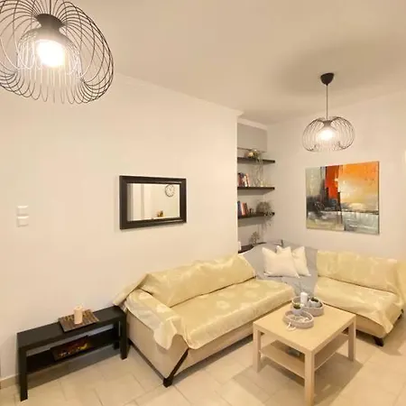 Apartment Elias' Family Flat In Plato's Academy